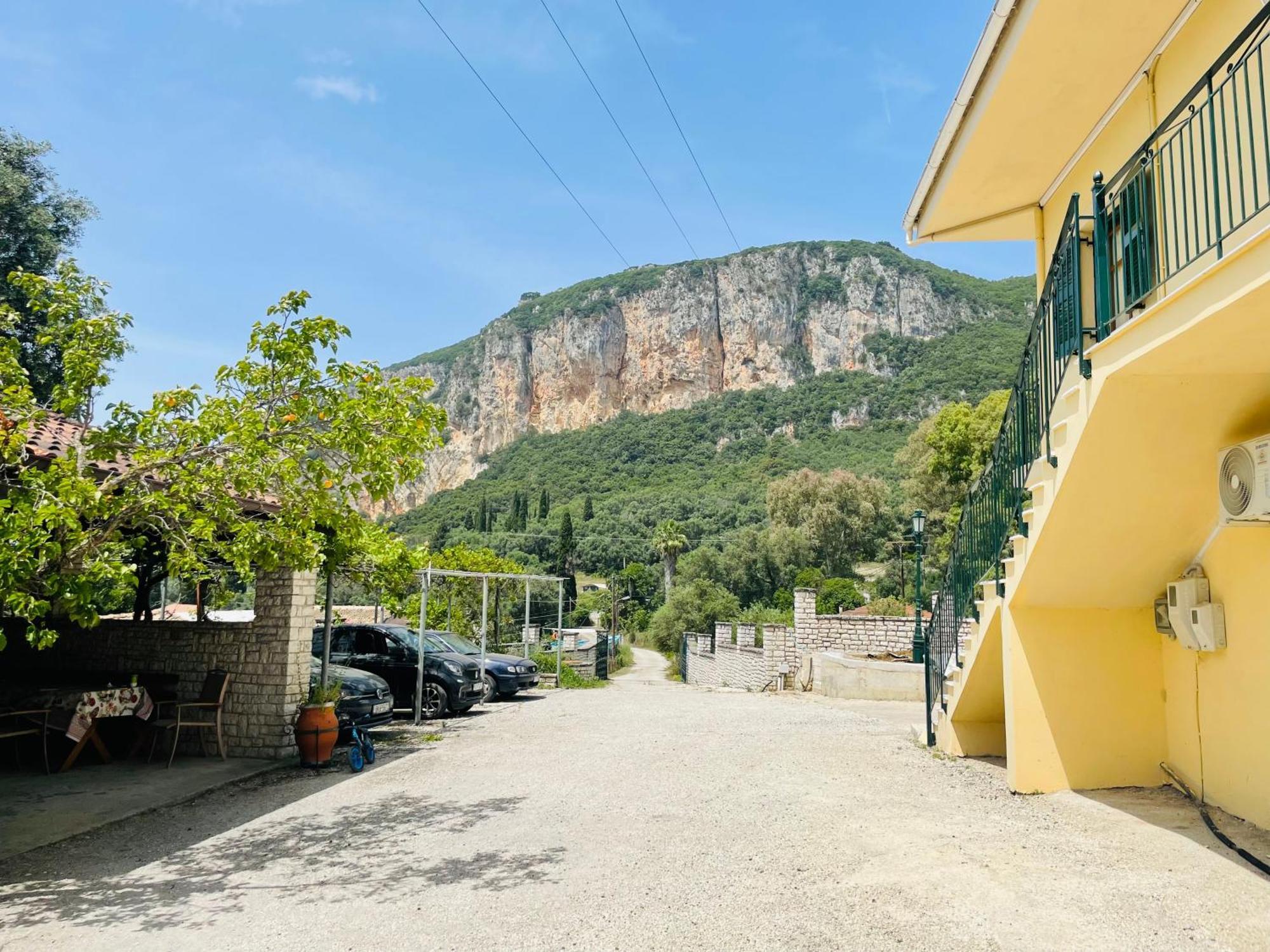 Elia Appartamento Doukádes